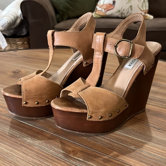 Steve Madden Leather Wedge - Picture 2 of 3